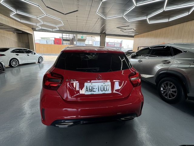 M-BENZ賓士 A180  第5張相片