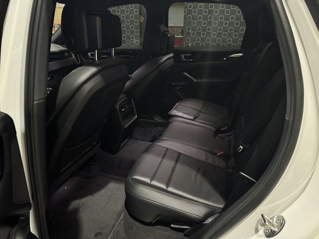 PORSCHE保時捷 CAYENNE  第7張相片