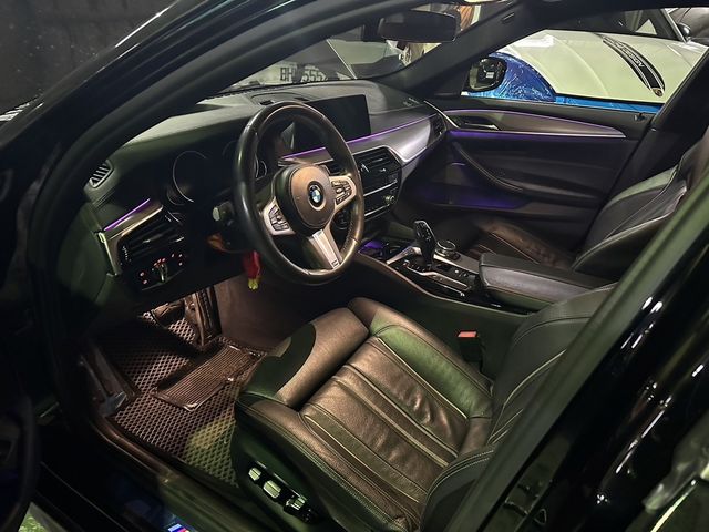 BMW寶馬 530I  第2張相片