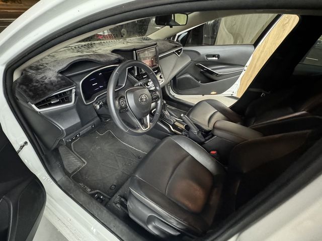 TOYOTA豐田 ALTIS  第5張相片
