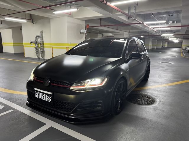 VOLKSWAGEN福斯 GOLF GTI  第3張相片