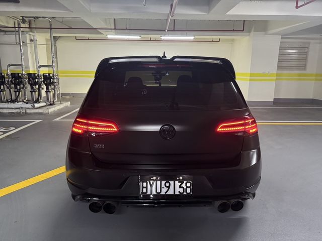 VOLKSWAGEN福斯 GOLF GTI  第5張相片