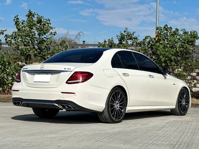 M-BENZ賓士 E43 AMG  第2張相片