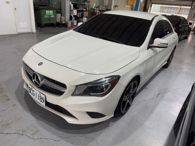 M-BENZ賓士 CLA250  第2張相片