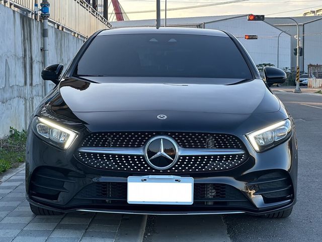 M-BENZ賓士 A180  第3張相片