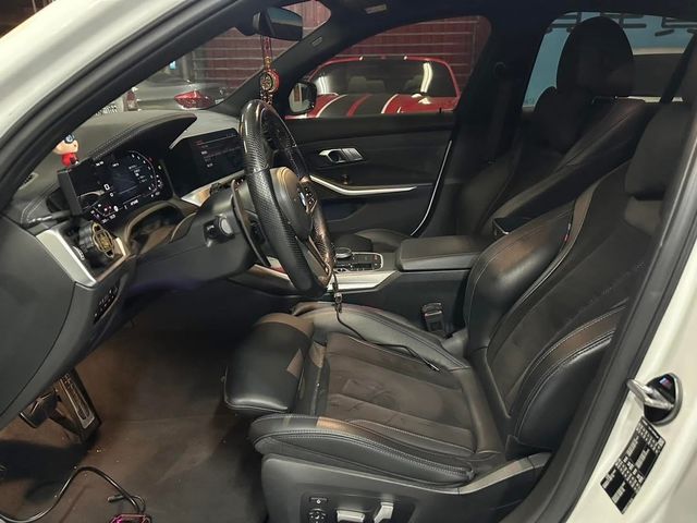 BMW寶馬 330I  第4張相片