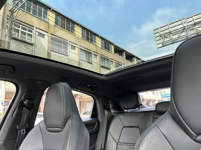 PORSCHE保時捷 CAYENNE  第19張相片