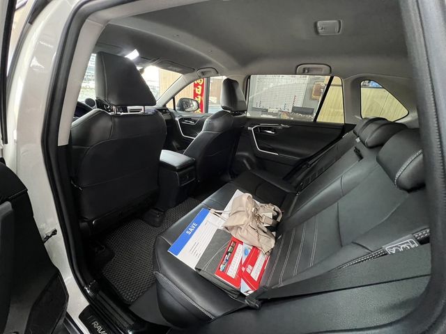 TOYOTA豐田 RAV4  第4張相片