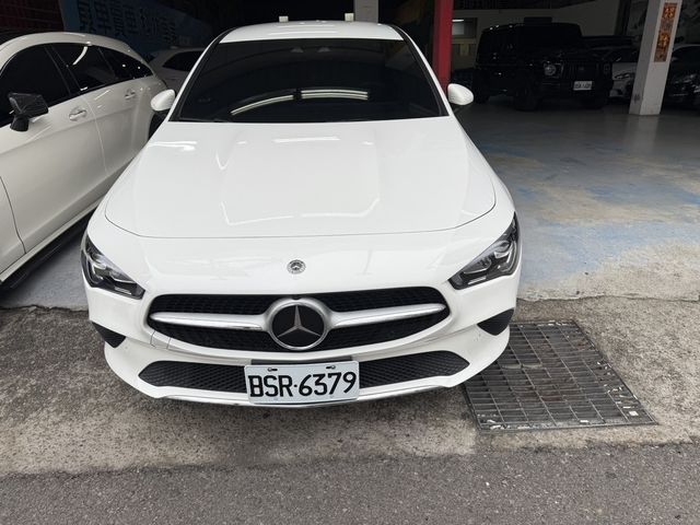 M-BENZ賓士 CLA200  第2張相片
