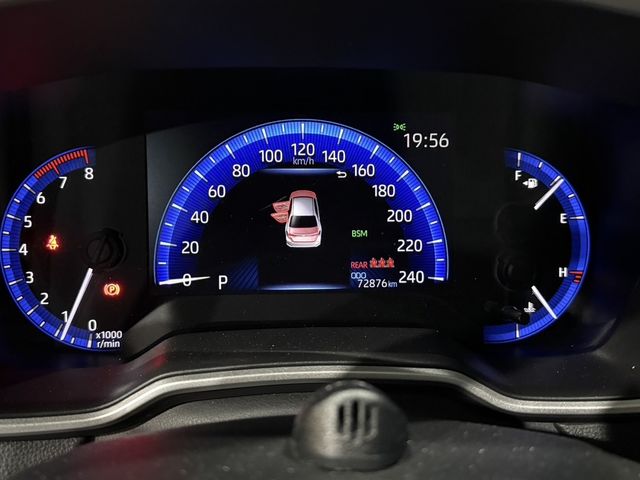 TOYOTA豐田 ALTIS  第4張相片