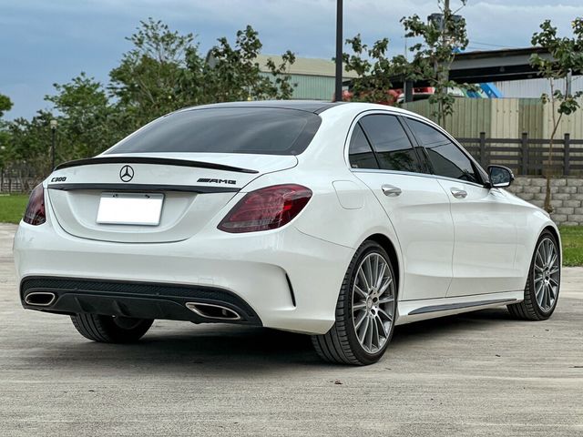 M-BENZ賓士 C300  第2張相片