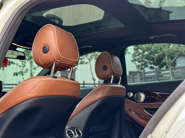 M-BENZ賓士 C300  第10張相片
