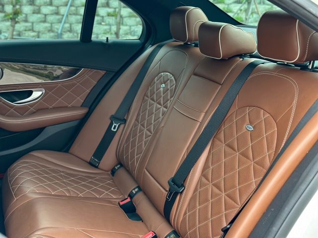 M-BENZ賓士 C300  第11張相片