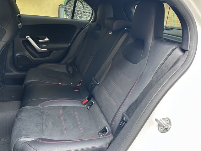 M-BENZ賓士 A180  第4張相片