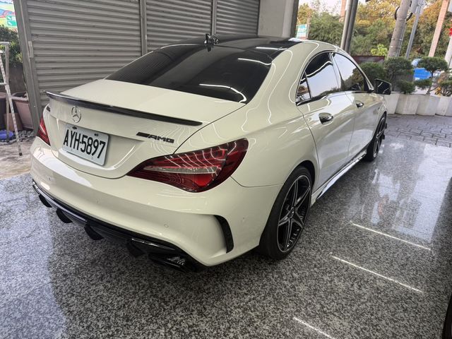 M-BENZ賓士 CLA250  第4張相片