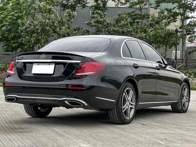 M-BENZ賓士 E300  第2張相片