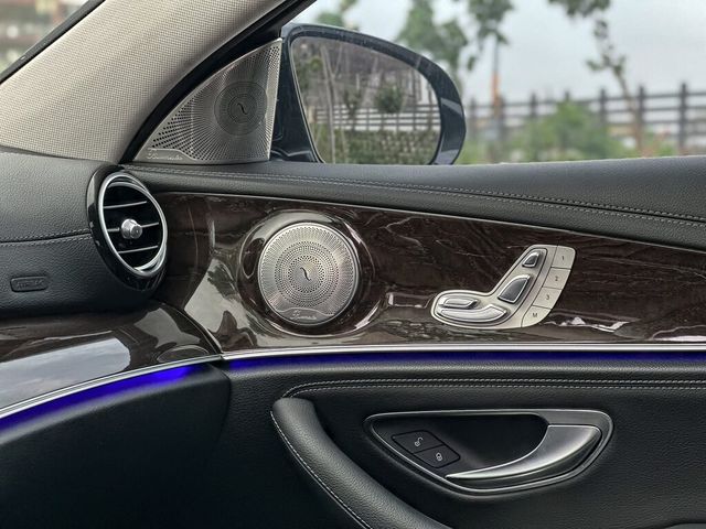 M-BENZ賓士 E300  第6張相片