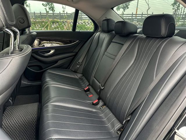 M-BENZ賓士 E300  第8張相片