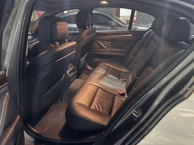 BMW寶馬 520I  第6張相片