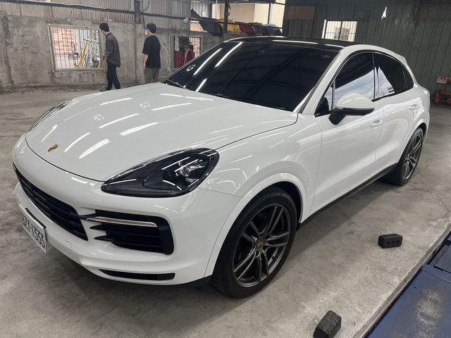 PORSCHE保時捷 CAYENNE  第2張相片