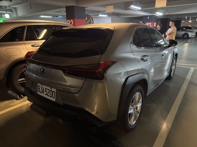 LEXUS凌志 UX250H  第4張相片