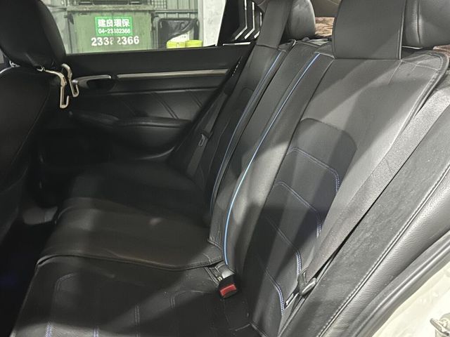 HONDA本田 CIVIC  第8張相片