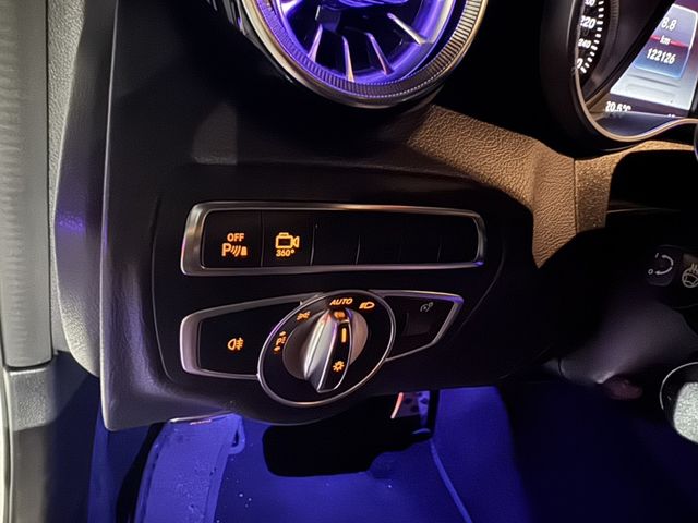 M-BENZ賓士 C300  第5張相片