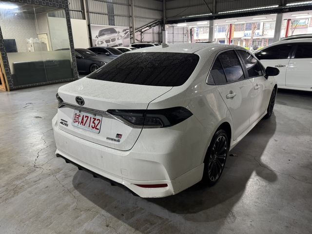 TOYOTA豐田 COROLLA ALTIS HYBRID  第4張相片