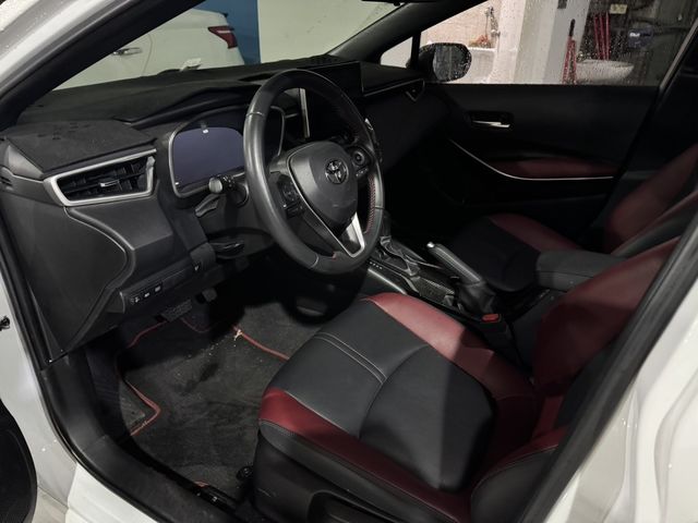 TOYOTA豐田 COROLLA ALTIS HYBRID  第5張相片