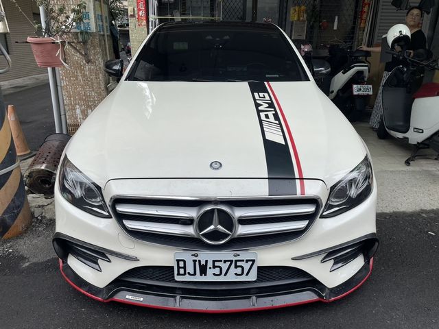 M-BENZ賓士 E300  第2張相片