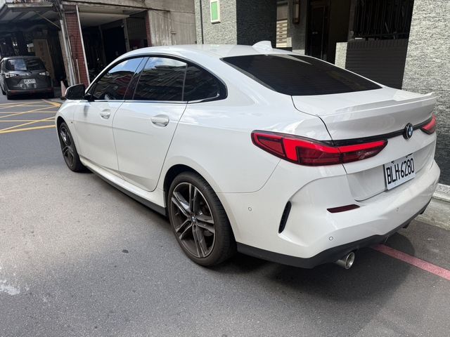 BMW寶馬 218I  第2張相片