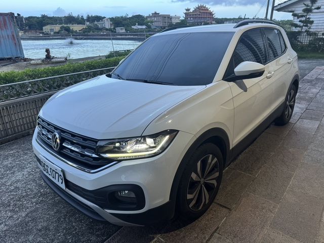 VOLKSWAGEN福斯 T-CROSS  第1張相片