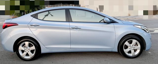 HYUNDAI現代 ELANTRA  第8張相片