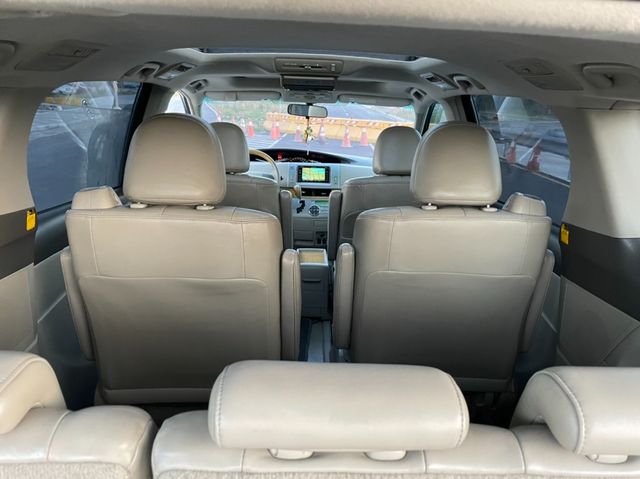 TOYOTA豐田 PREVIA  第9張相片