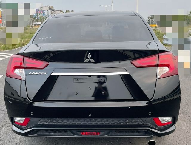 MITSUBISHI三菱 LANCER  第4張相片