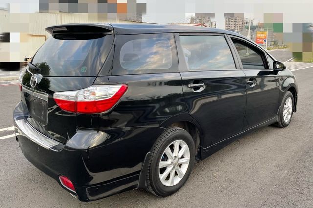 TOYOTA豐田 WISH  第2張相片