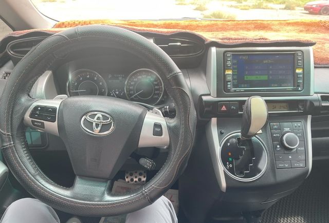 TOYOTA豐田 WISH  第7張相片