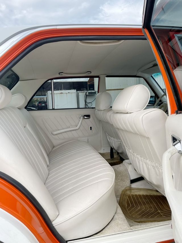 M-BENZ賓士 200E  第7張相片