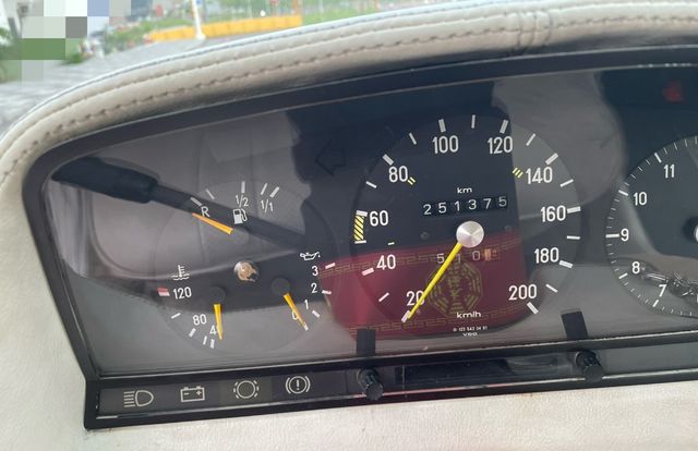 M-BENZ賓士 200E  第10張相片