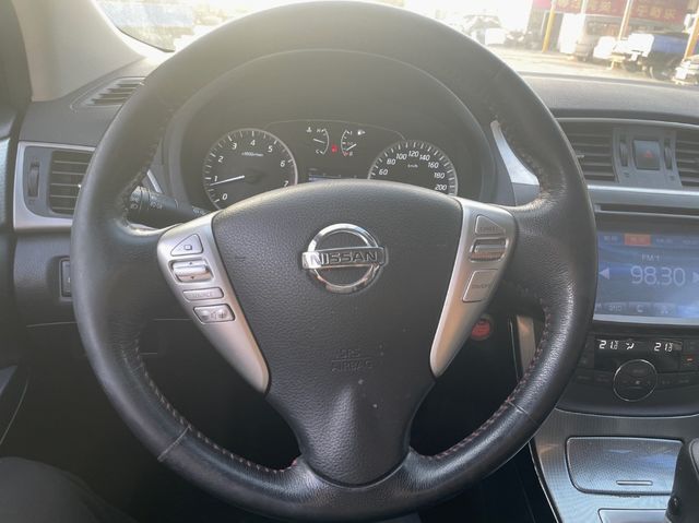 NISSAN日產 SENTRA  第6張相片
