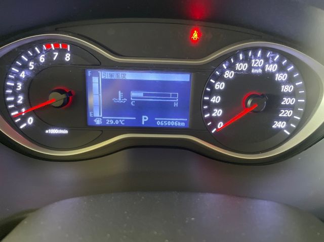 MITSUBISHI三菱 LANCER  第5張相片