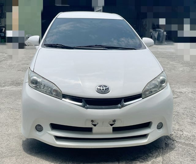 TOYOTA豐田 WISH  第4張相片