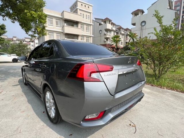 MITSUBISHI三菱 LANCER  第3張相片