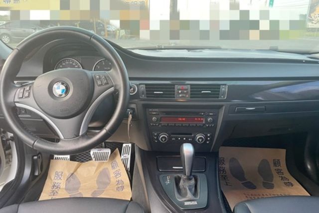 BMW寶馬 320I  第8張相片