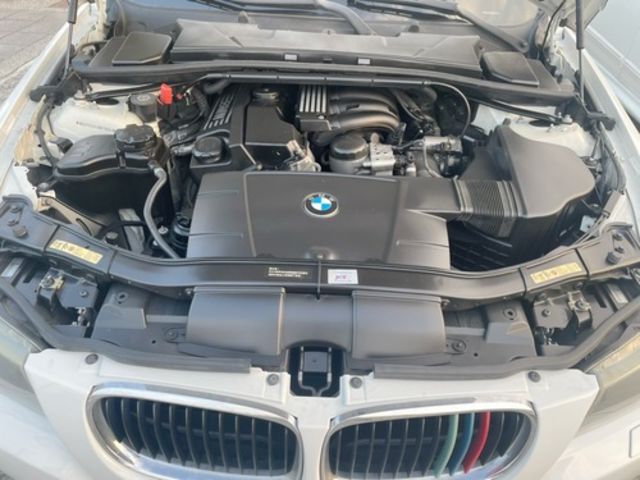 BMW寶馬 320I  第10張相片