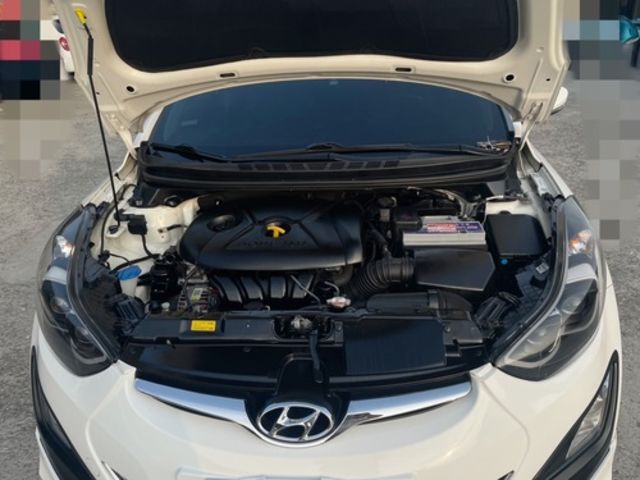 HYUNDAI現代 ELANTRA  第6張相片
