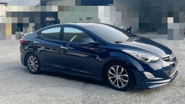 HYUNDAI現代 ELANTRA  第2張相片