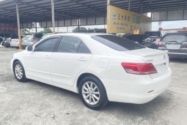 TOYOTA豐田 CAMRY  第2張相片