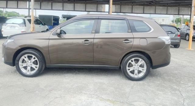 MITSUBISHI三菱 OUTLANDER  第5張相片