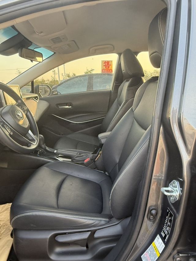 TOYOTA豐田 ALTIS  第6張相片